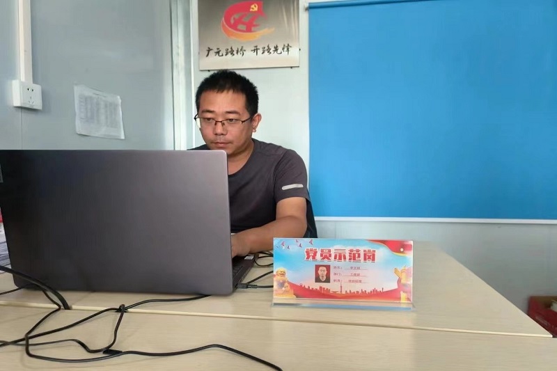 黨員示范崗┃亮身份樹標(biāo)桿，爭(zhēng)當(dāng)開路先鋒